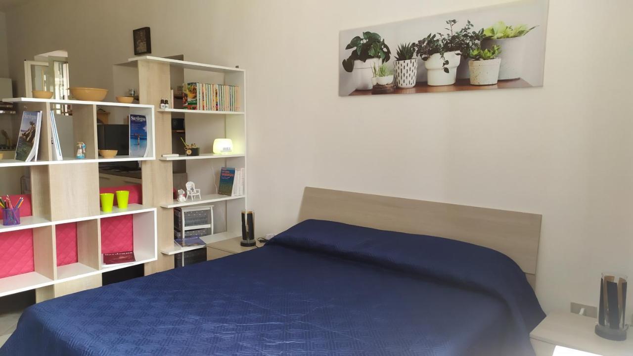 Casa Vacanze Lo Specchio Lägenhet Iglesias Exteriör bild